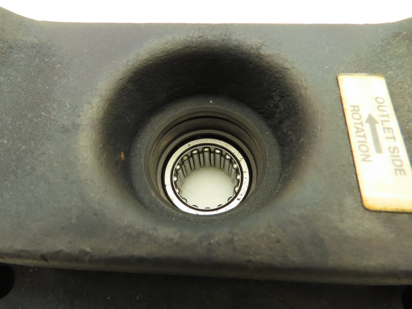 Vickers 942241 Valve Plate / Rear Cover For Rotary Piston Hydraulic Pump PVB20