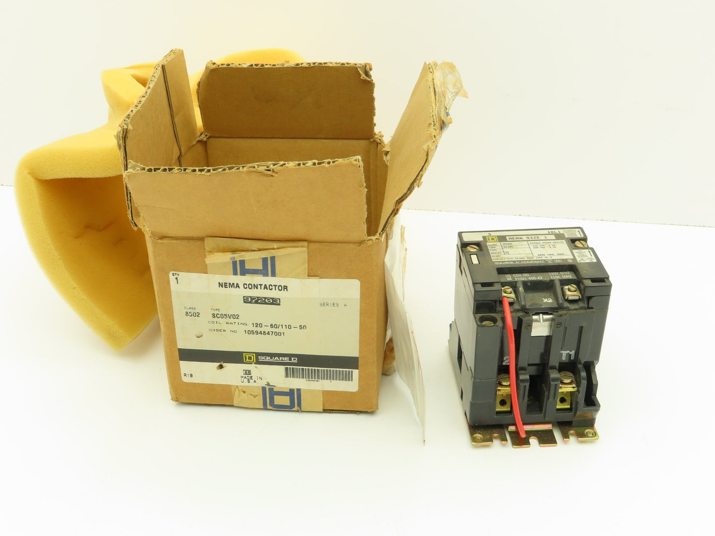 Square D Class 8502 Type SC05 Ser A Motor Starter 600V 1PH 2P 120V Coil NEMA 1