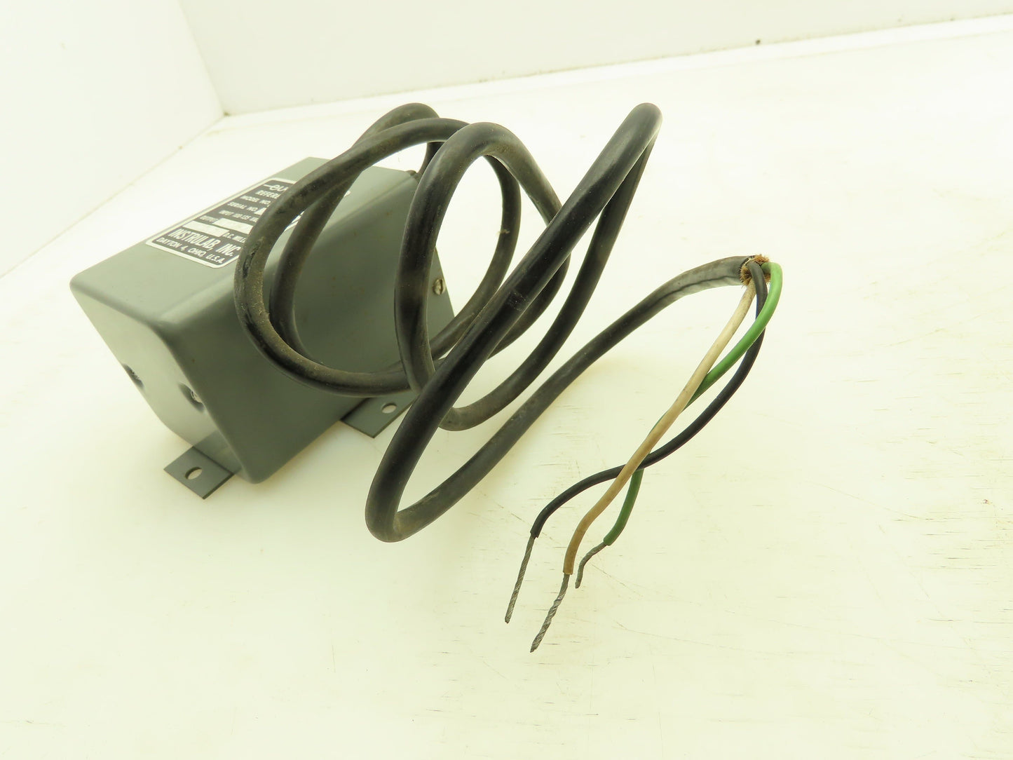 Instrulab 401-03 Evenvolt Voltage Reference Module 1.015-45VDC 10ma Power Supply