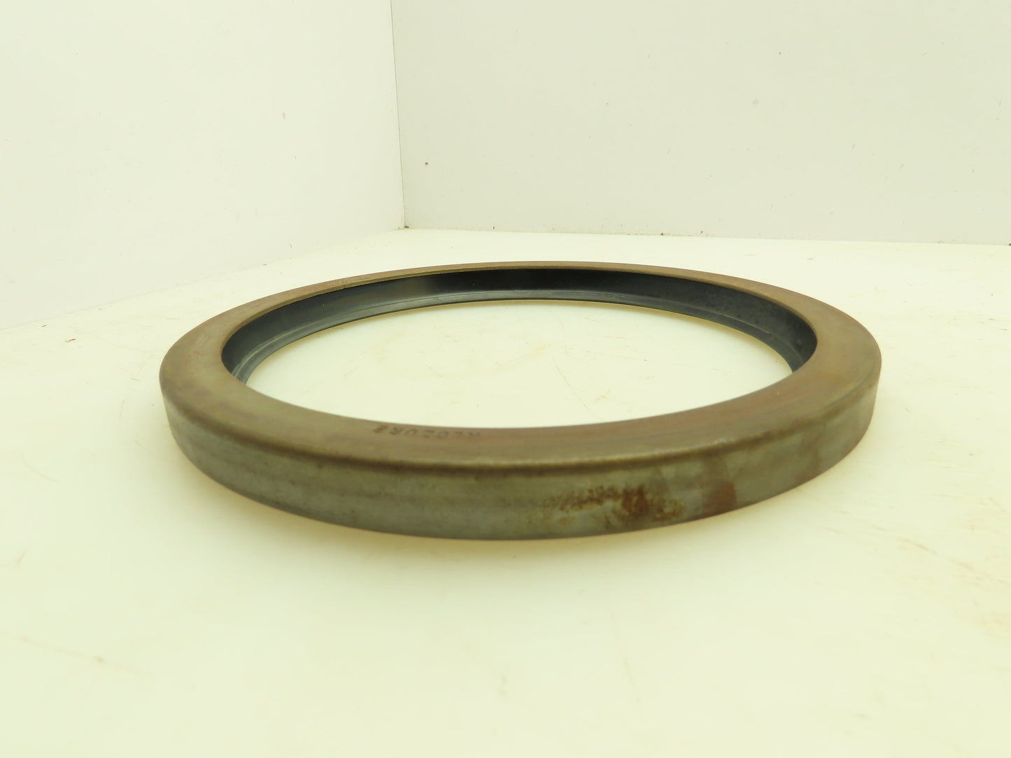 Garlock Klozure 53X3430 Oil Seal 6.50 in Shaft, 7.750 in OD, 0.625 in W Box of 2