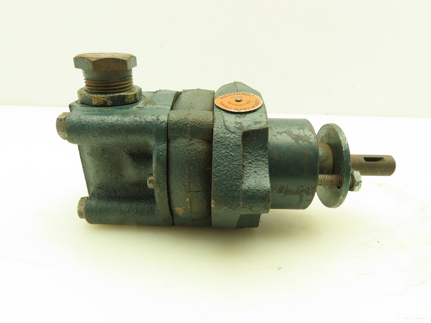 Roper 18AP02 Hydraulic Lubrication Gear Pump 7.2 GPM 300 PSI 3/8" NPT 1/2" Shaft
