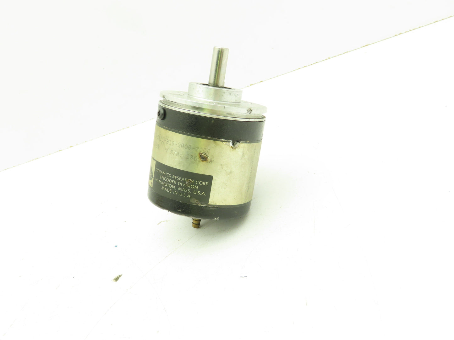 DRC Dynamics Research 25-S111-B16-2000T000 Rotary Encoder 3/8" Shaft 10-Pin