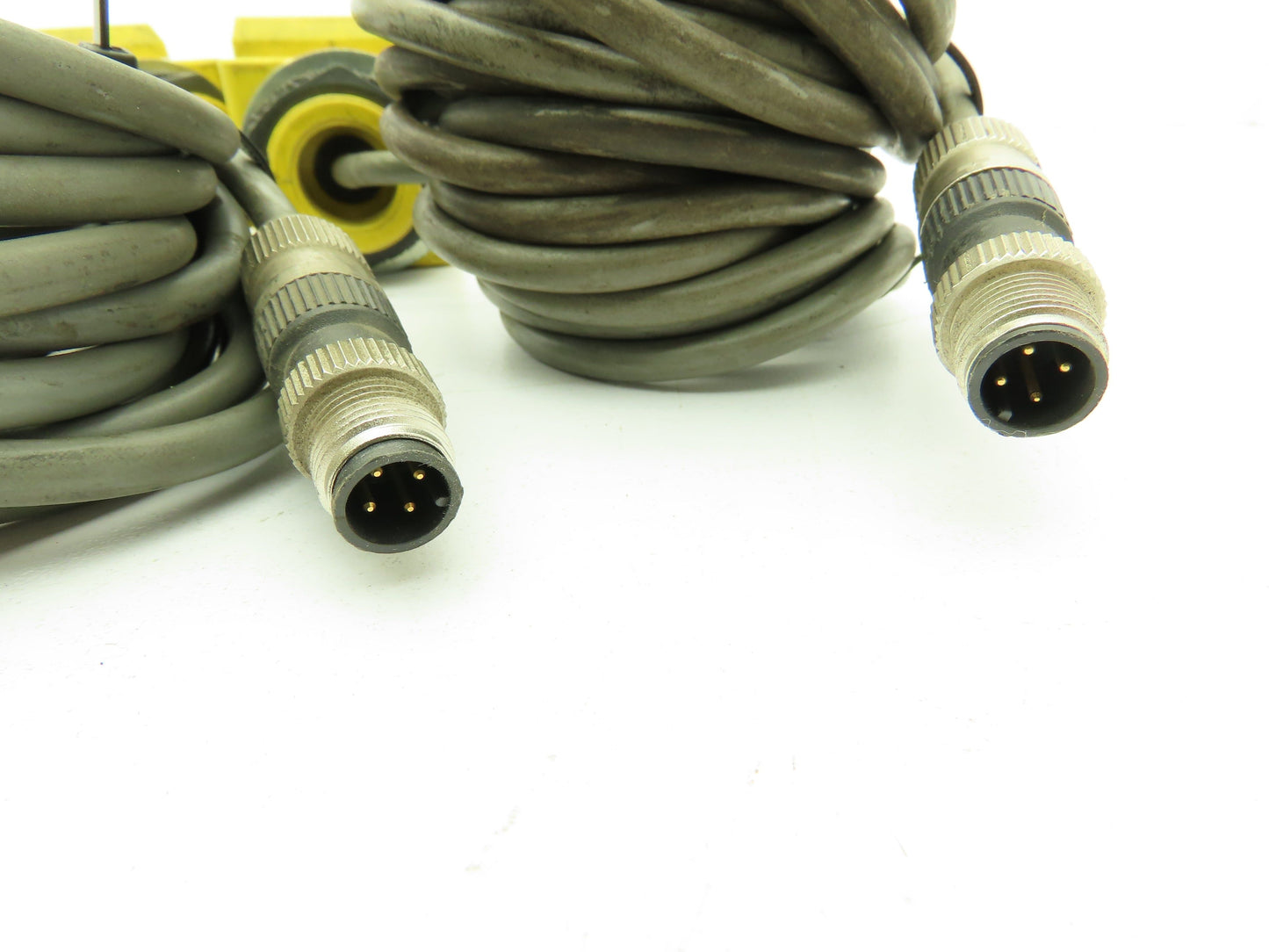 Banner Q45BB6DL Photoelectric Sensor Diffuse 1.8M 10-30VDC w/4-Pin Plug Lot of 2