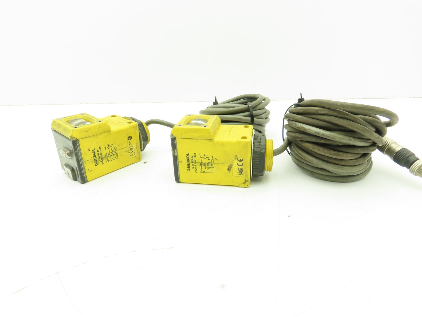 Banner Q45BB6DL Photoelectric Sensor Diffuse 1.8M 10-30VDC w/4-Pin Plug Lot of 2