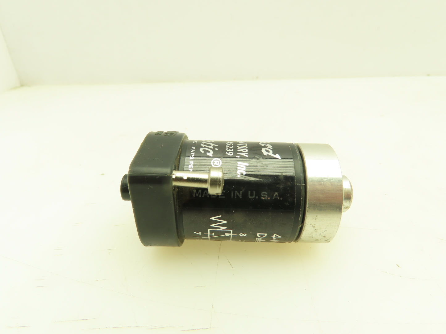 Clippard R445 Minimatic 4-Way Delay In & Out Valve Air Pneumatic Lot of 2