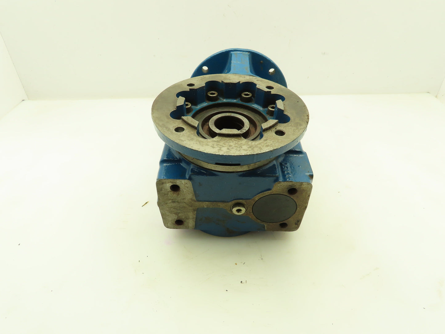 Radicon C042111.FAAV2 11.1:1 Ratio 1-1/4" Thru Shaft Helical Gear Reducer