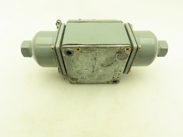 Allen Bradley 836T-D450J Pressure Control Switch 1-9 PSI 5A SPDT Ser A