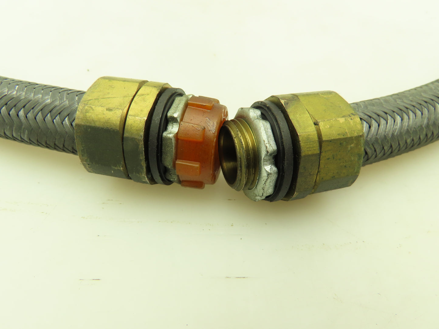 Neoflex Metal Flexible Wire Tube Conduit 1/2" Straight Connector Braided 48"