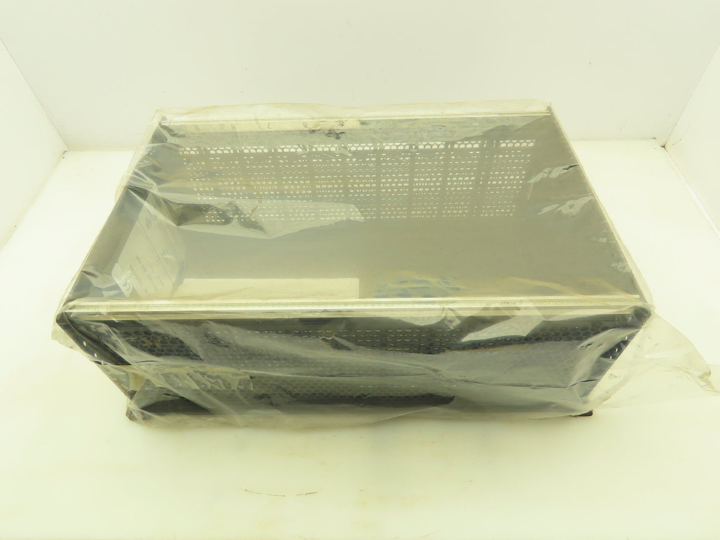 GE Fanuc IC697CHS7906 9 Slot Rack, Rear Mount