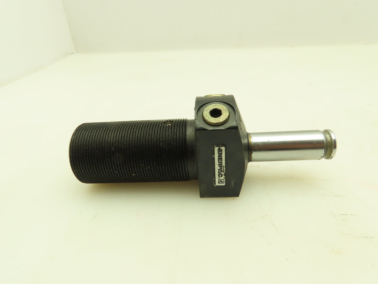 Enerpac STRD51 O3902C Threaded Hydraulic Cylinder 5000 PSI