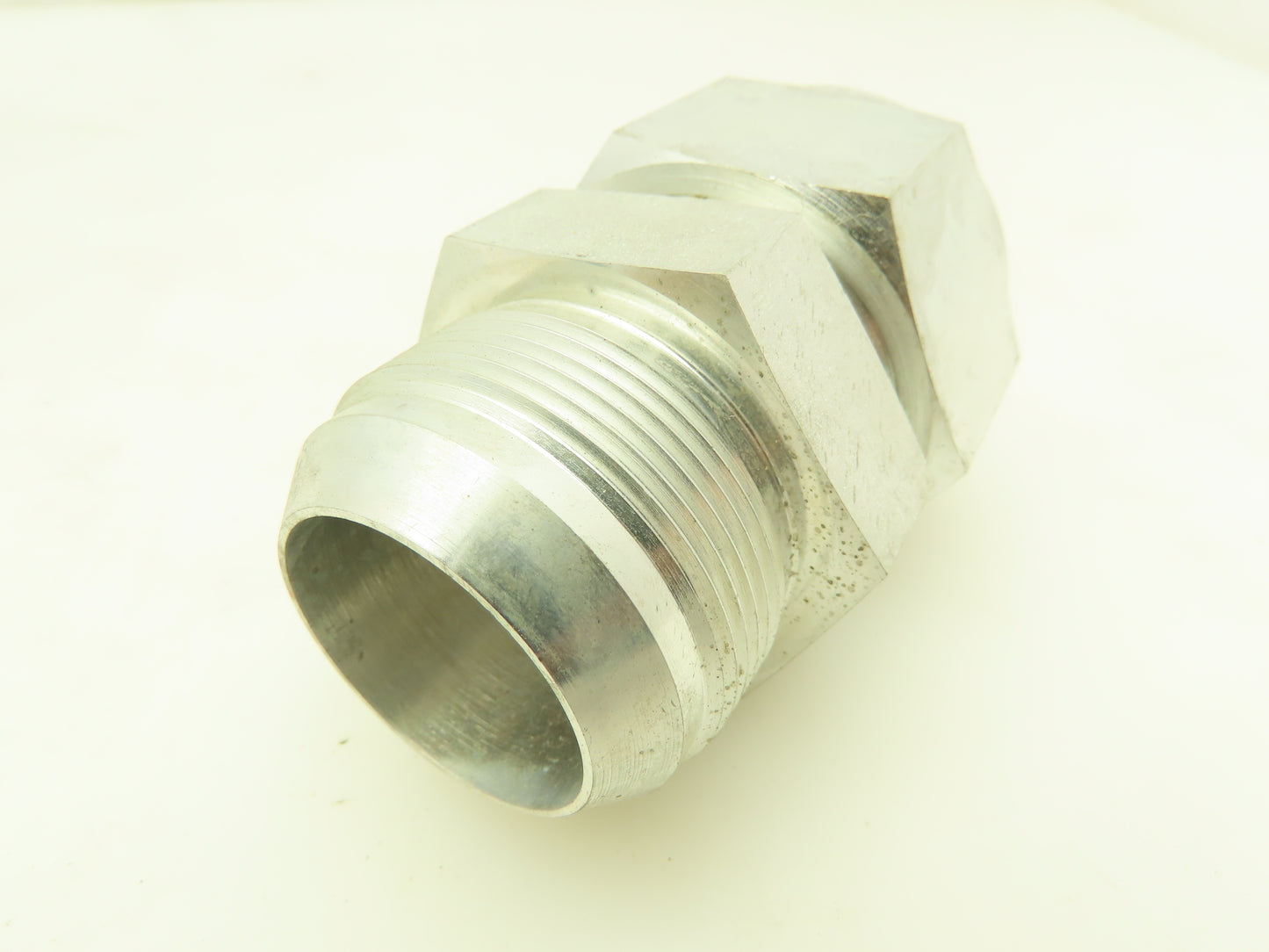 Swagelok S-2400-6-24AN Tube Fitting Male Connector 1-1/2x1-1/2" 37° JIC-24 Qty 4