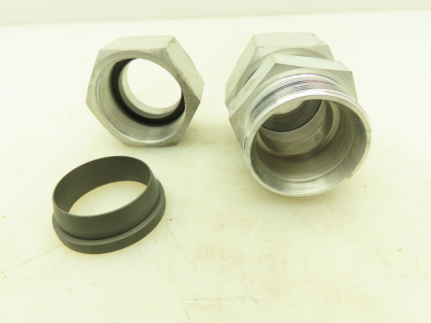 Swagelok S-2000-6 Steel Tube Fitting Union 1-1/4" x 1-1/4" LOT OF 4