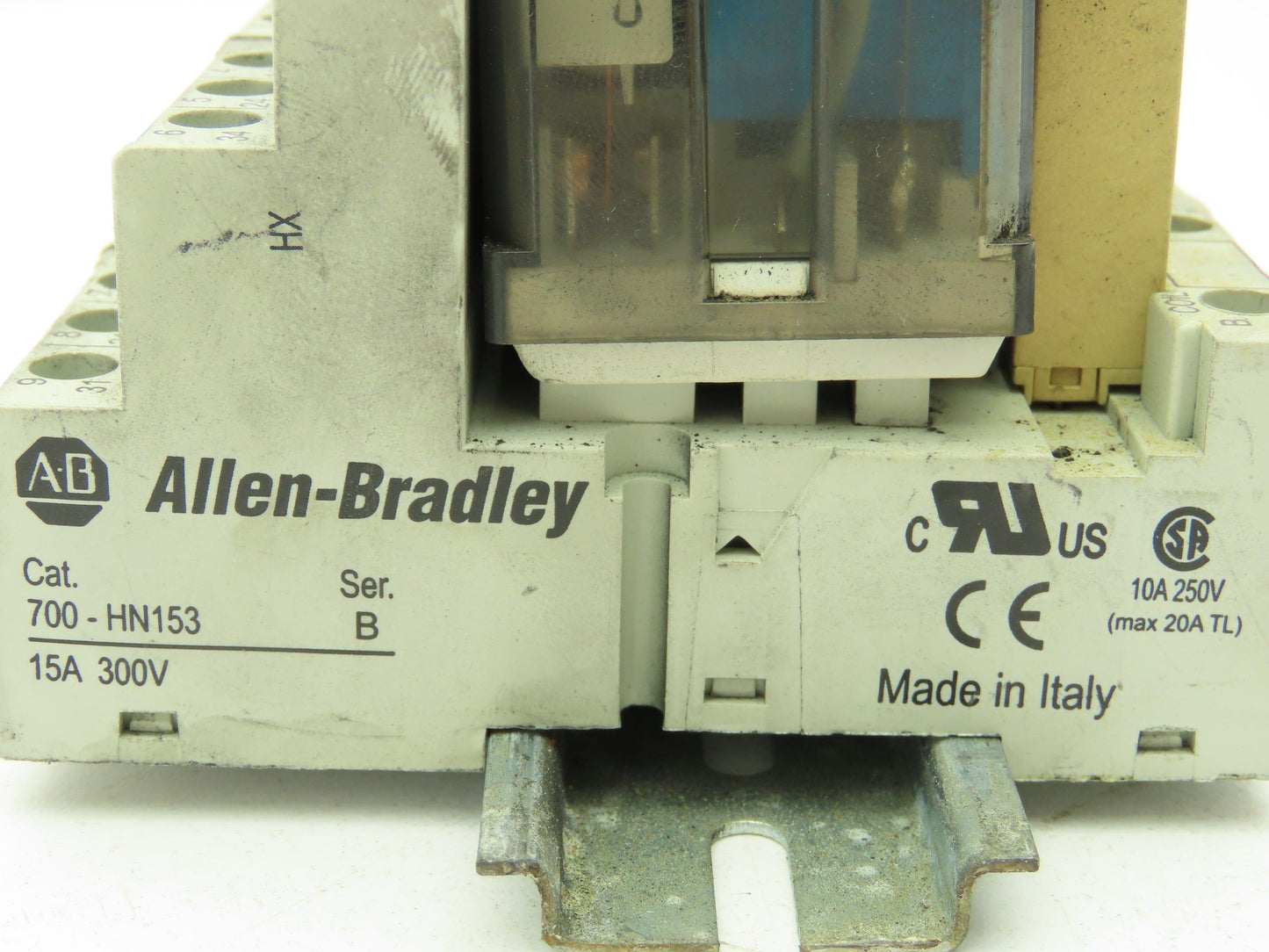 Allen Bradley 700-HB32Z24 Ser E Socket Relay 15A 24VDC w/Base 700-HN153 Lot of 6
