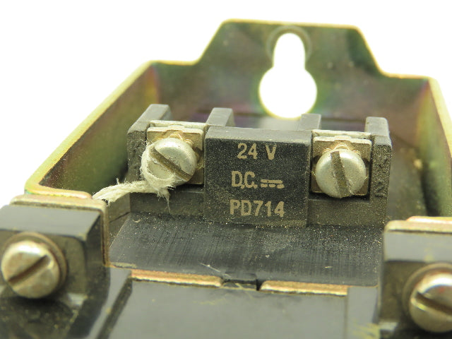 Allen Bradley 700DC-P800Z24 Series A 24DC Relay Type P Direct Drive Lot of 3