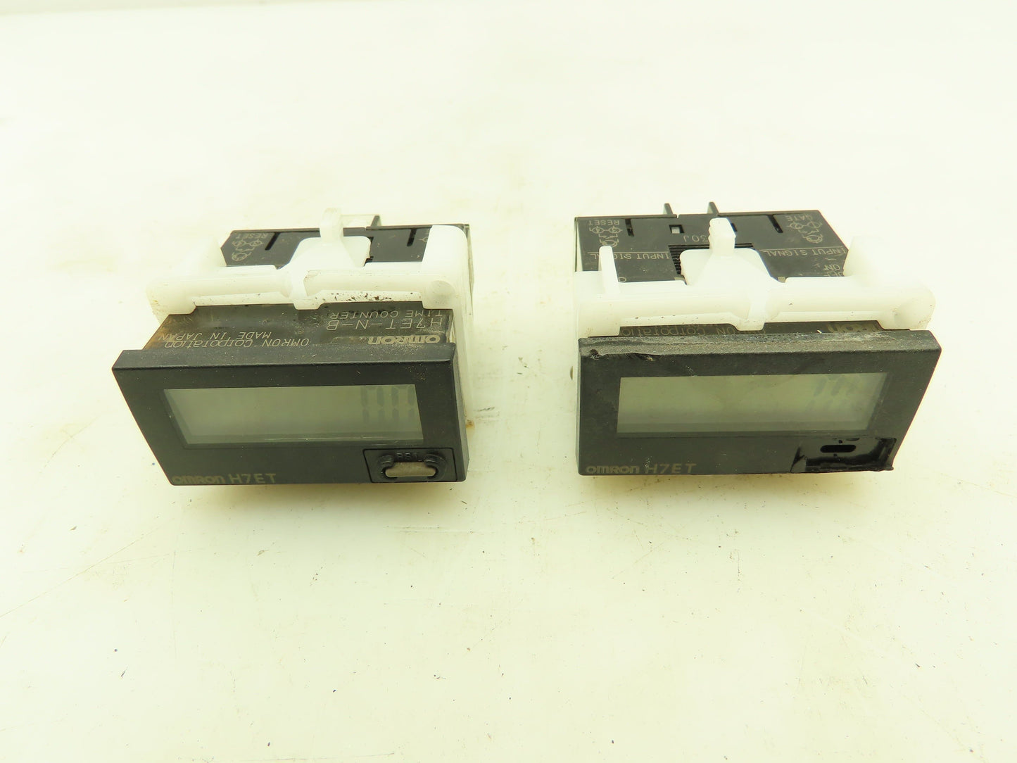 Omron H7ET-N-B H7ETNB Timer Counter H7ET Lot of 2