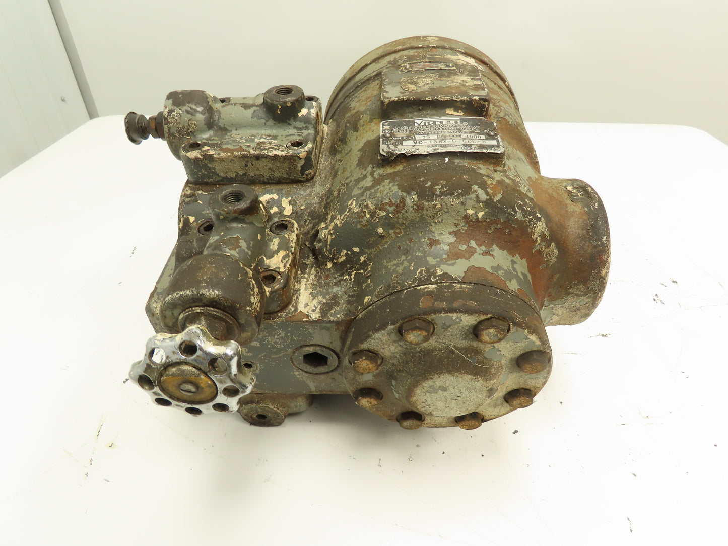 Vickers VC-138X-C-6DD-5 Hydraulic Combination Pump & Valves 75-1000 PSI 2" Inlet