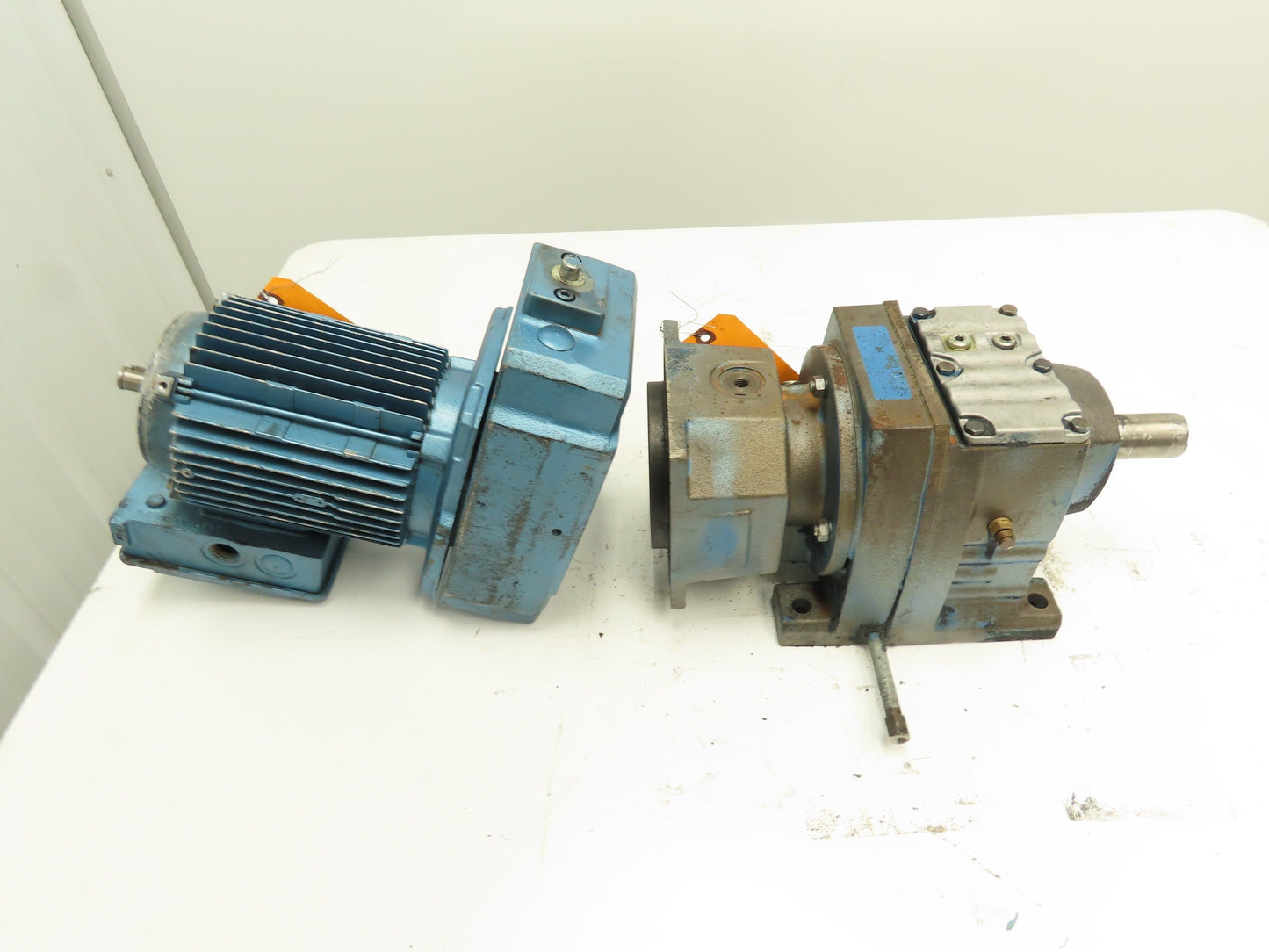 Sew-Eurodrive R47D16DT80N4 Gearmotor 230/460Y 64.21:1 Ratio 1700 RPM -For Parts