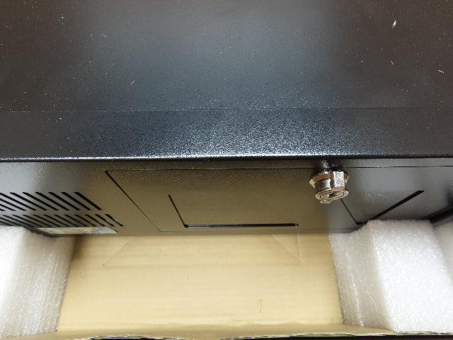 ADEK Industrial FG.5762192-01 R7CC653EMN 586-B Rack Mount Computer Windows 7 HMI