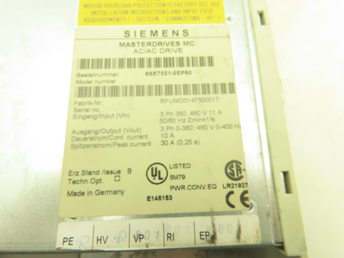 Siemens 6SE7021-0EP50 Simovert Masterdrives MC AC/AC Servo Drive 10A 480V 3PH