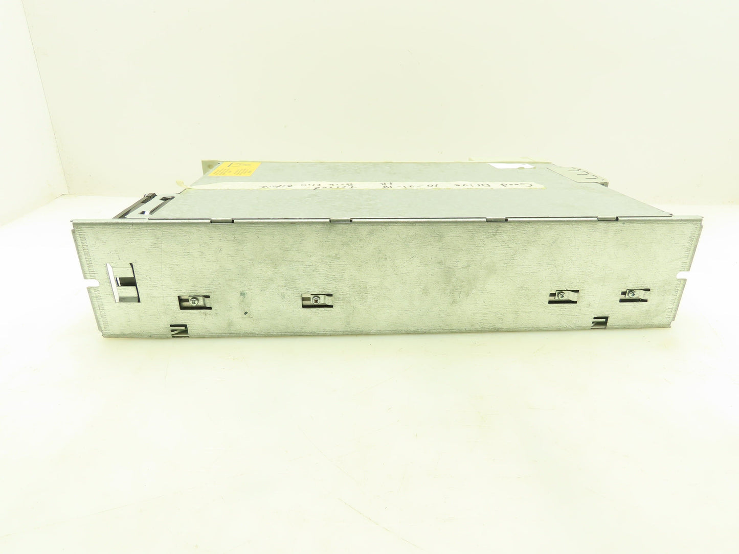 Siemens 6SE7021-0EP50 Simovert Masterdrives MC AC/AC Servo Drive 10A 480V 3PH