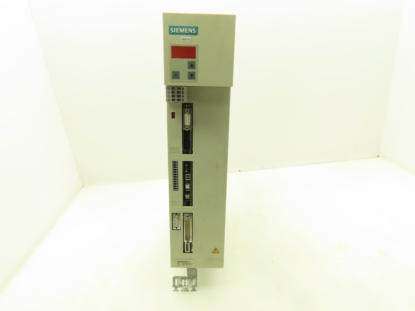 Siemens 6SE7021-0EP50 Simovert Masterdrives MC AC/AC Servo Drive 10A 480V 3PH