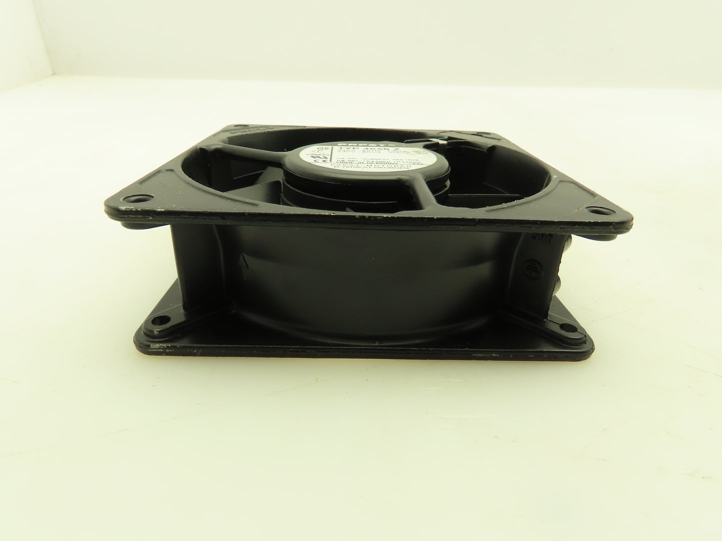 4656Z AC Axial Cooling Fan 230V 18W 2650 RPM 38x119mm
