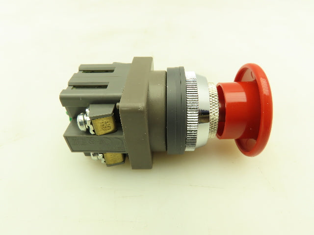 IDEC ATN2120-R Emergency E-Stop RED Push-Pull Pushbutton NO/NO Lot of 2