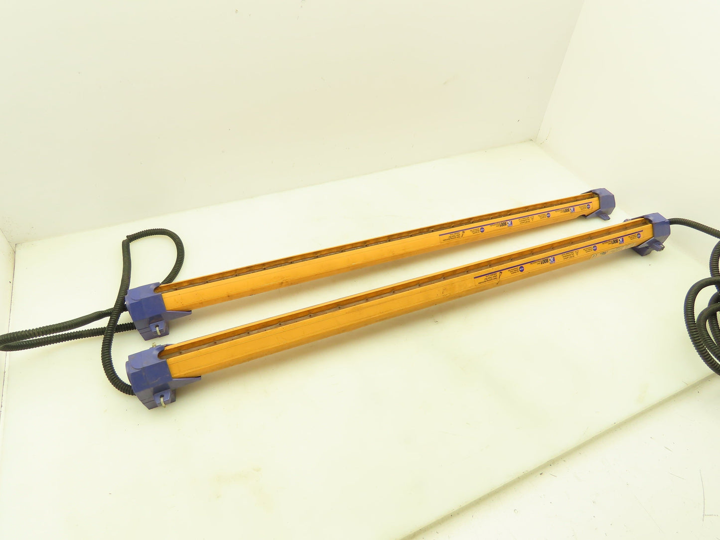 Ion Industrial Virtual AC 8001 Static Neutralizing Bar 32" (1) Pair