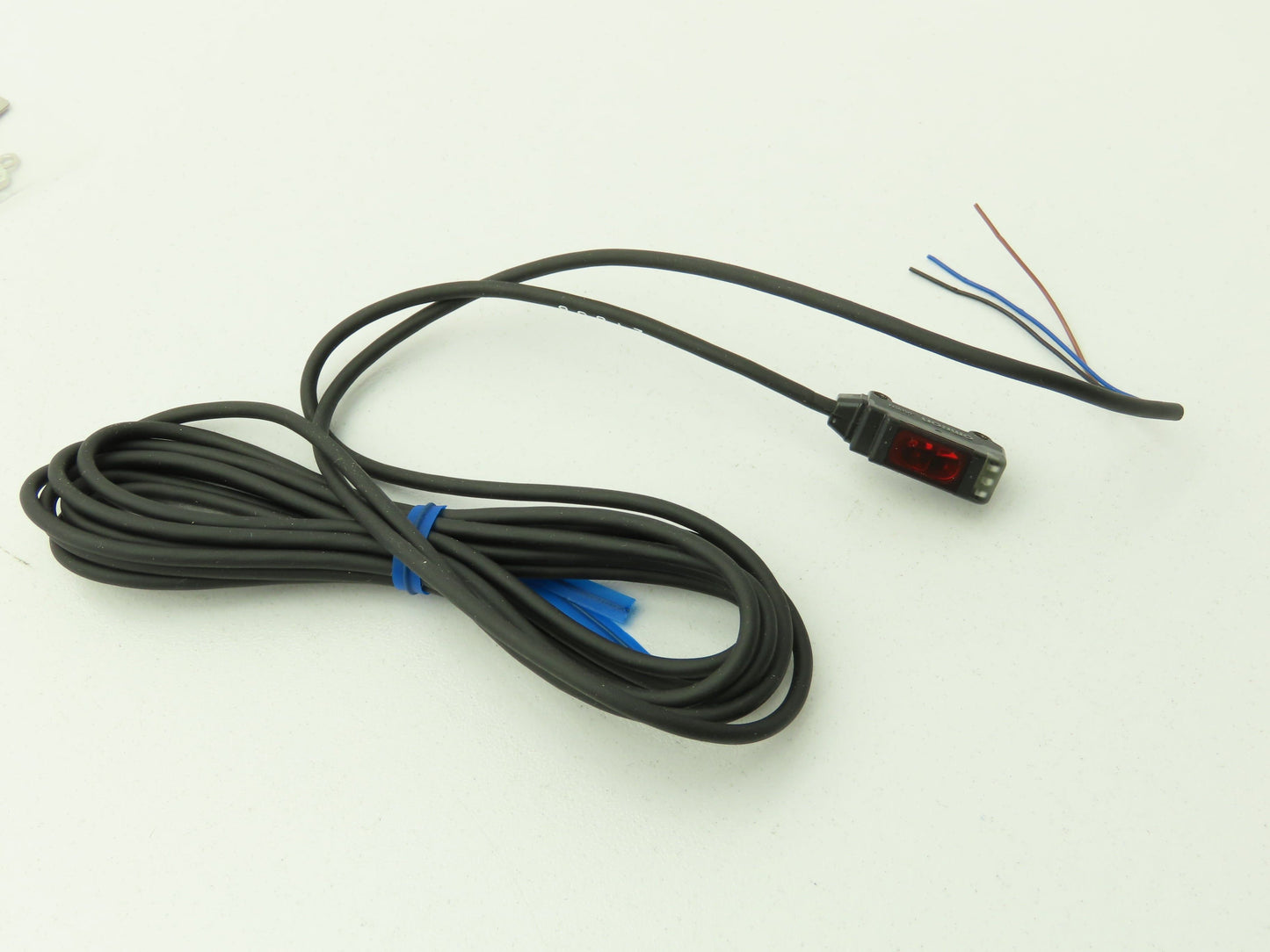 Omron E3T-SR31 2M Photoelectric Switch 12-24 VDC