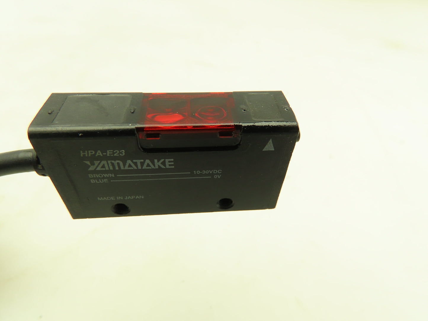 Yamatake HPA-E23 Photoelectric Sensor Emitter 10-30VDC