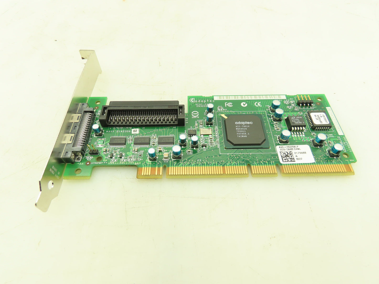 Adaptec 39320A-R BEOA527028Y Ultra320 SCSI Card HostRAID 0 1 10 PCI-X