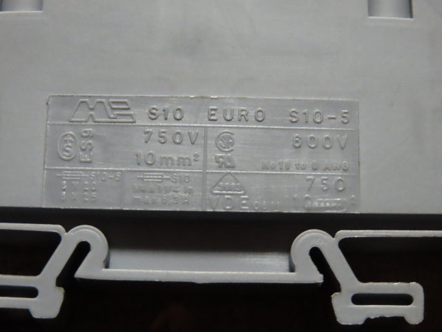 Morsettitalia Euro S10-5 Fuse Holder Din Rail Mount 11 Red Indicator Lot of 21