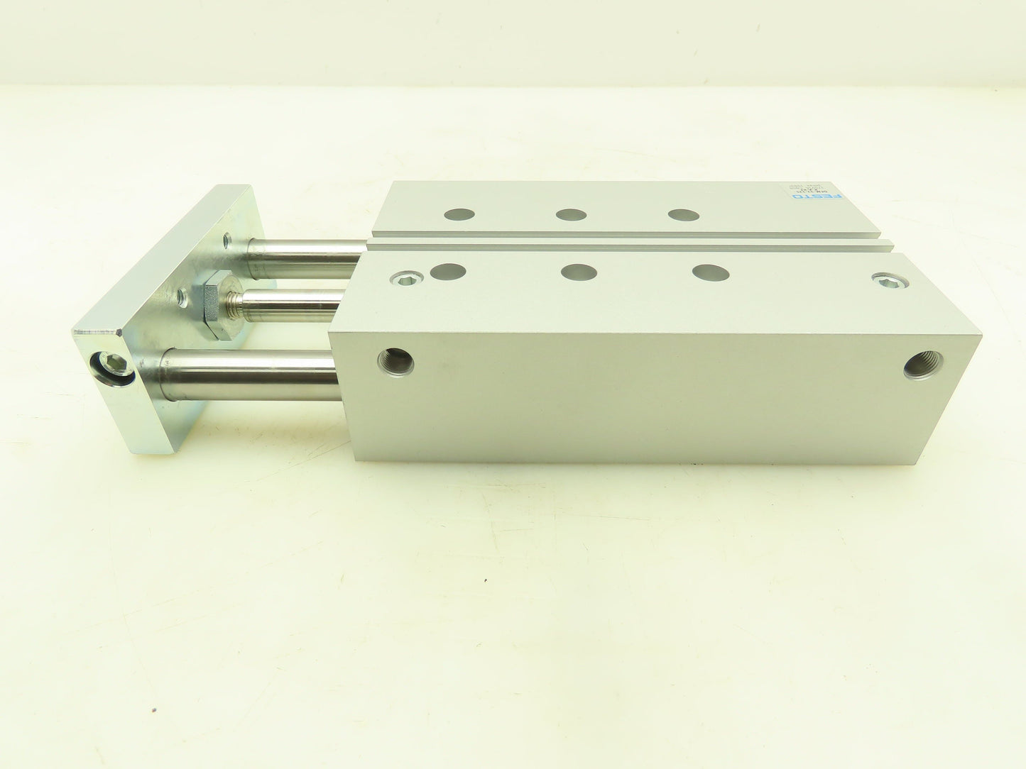 Festo DFM32125PAKF Guided Drive Air Cylinder Pneumatic Actuator 125mm Stroke