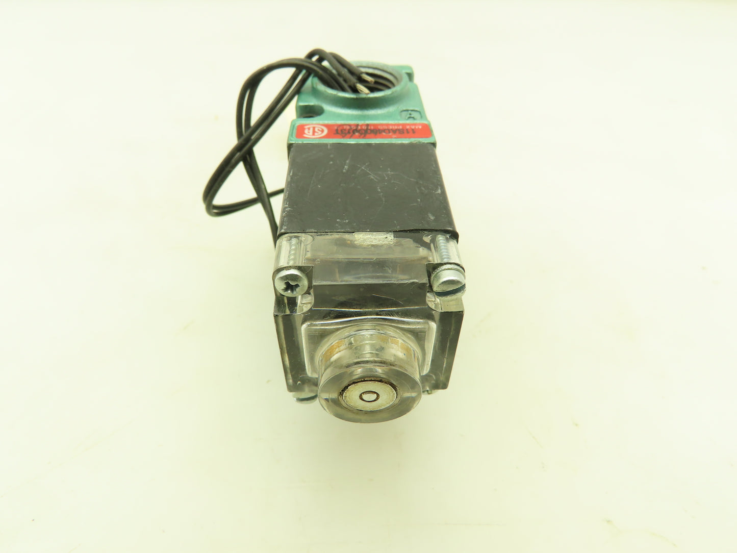 Numatics 11SAD400O013T Pneumatic Air Solenoid Valve Manifold 120V Coil 1/8" Port