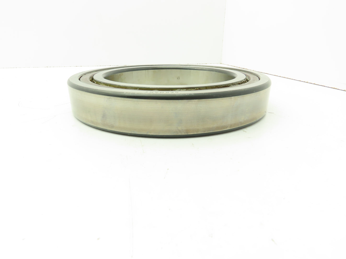 Fag B7028 Precision Angular Contact Ball Bearing 140mm ID 210mm OD 33 mm Width