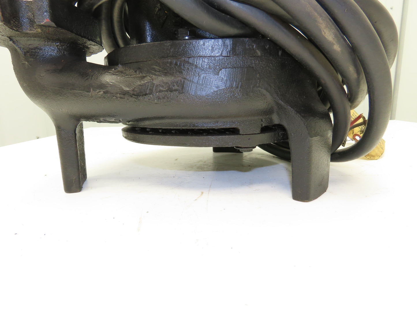Weil Submersible Waste Water Pump 1-1/2" Flange 1/2HP 1750 RPM 460V 3PH