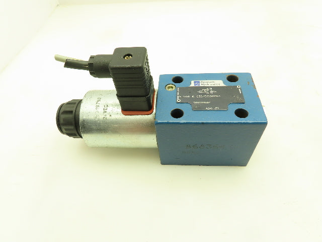 Rexroth 5-4WE 10 C33/CG24N9K4 Hydraulic Directional Solenoid Spool Valve 24VDC