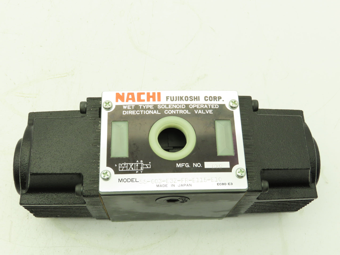 Nachi SS-G03-E3Z-FR-E115-E10 Hydraulic Directional Control Solenoid Valve 120V