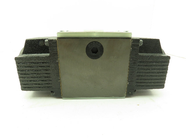 Nachi SS-G03-E3Z-FR-E115-E10 Hydraulic Directional Control Solenoid Valve 120V