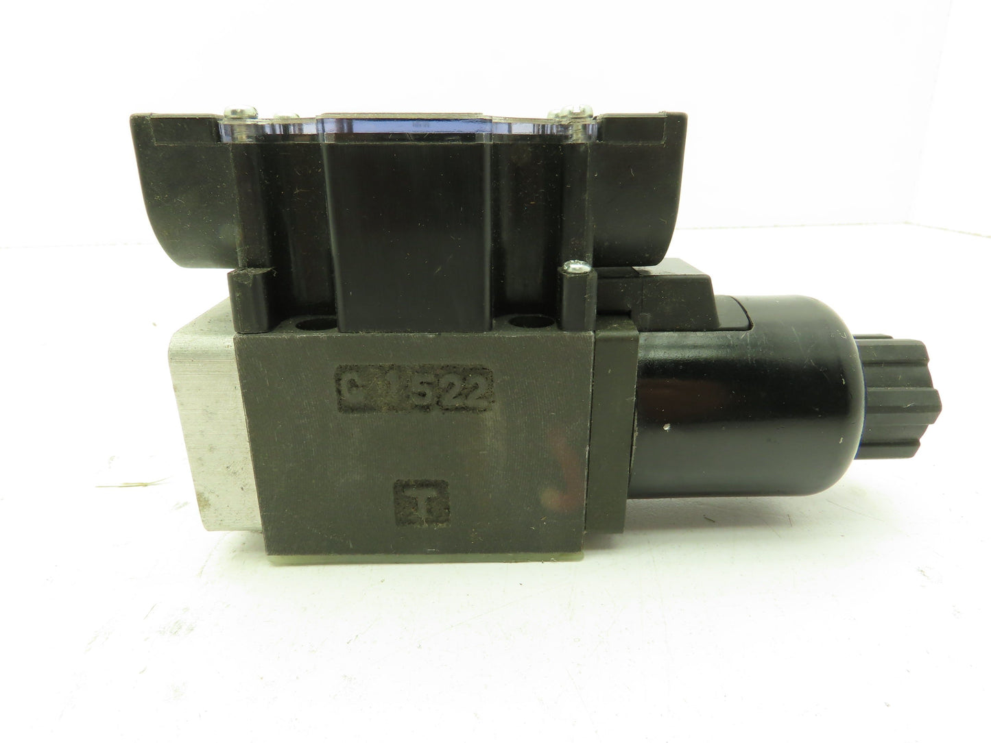 Nachi SS-G01-A5-R-D2-E20 Hydraulic Directional Control Solenoid Valve 24VDC D03