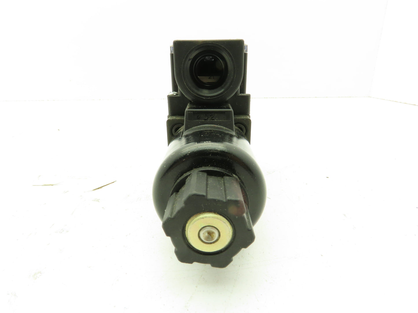 Nachi SS-G01-A5-R-D2-E20 Hydraulic Directional Control Solenoid Valve 24VDC D03