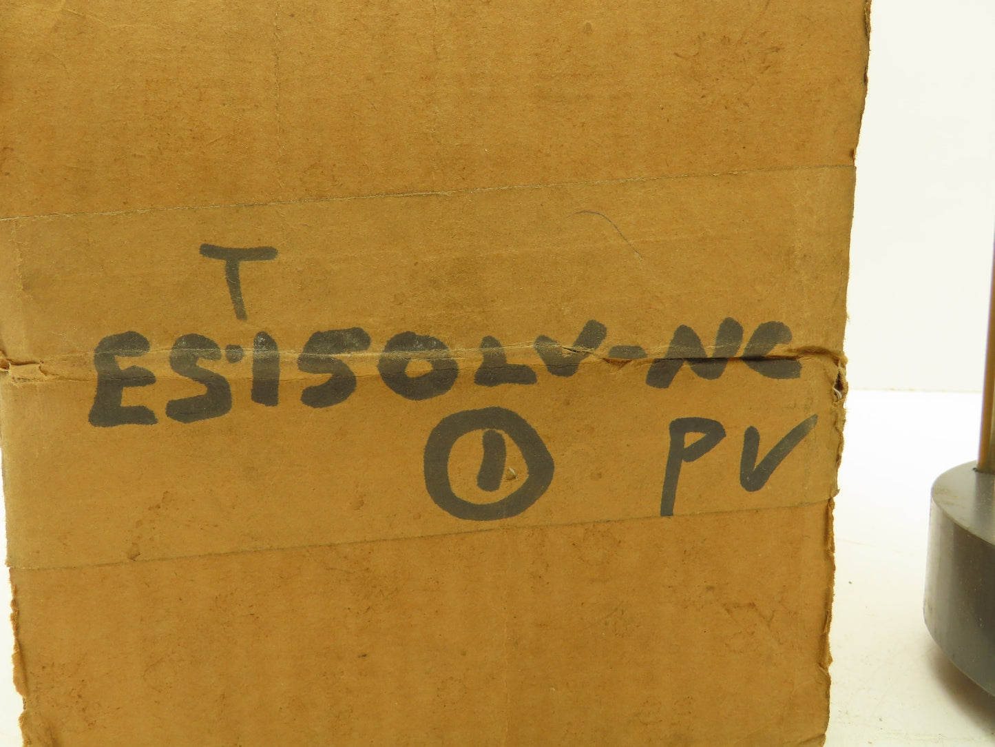 Plast-o-matic ES150LV-NC 1-1/2" NPT Pneumatic Shutoff Valve Spring Return NC