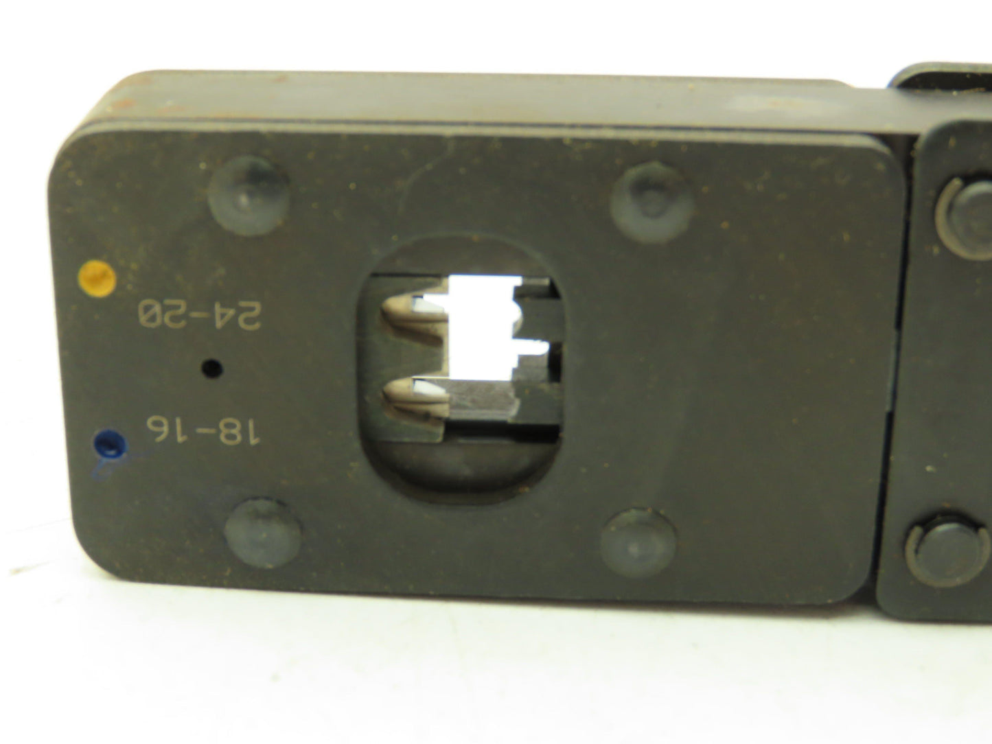 AMP 90067-5 Wire Terminal Hand Crimp Tool 16-24 AWG Socket Pin Contacts