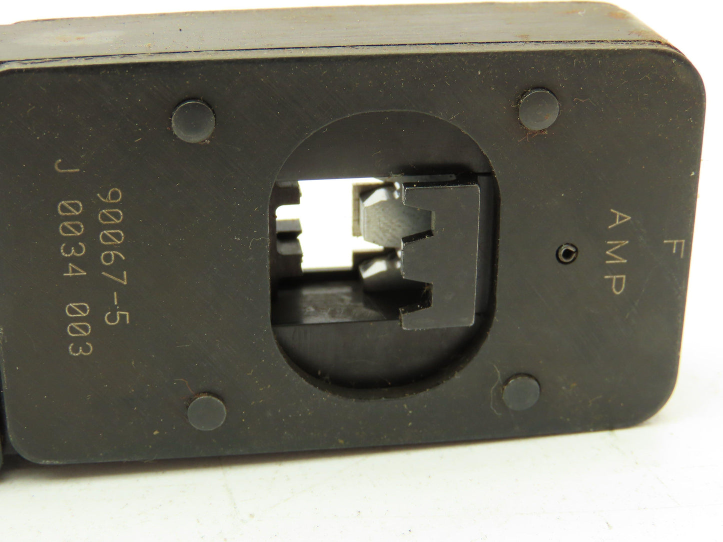 AMP 90067-5 Wire Terminal Hand Crimp Tool 16-24 AWG Socket Pin Contacts