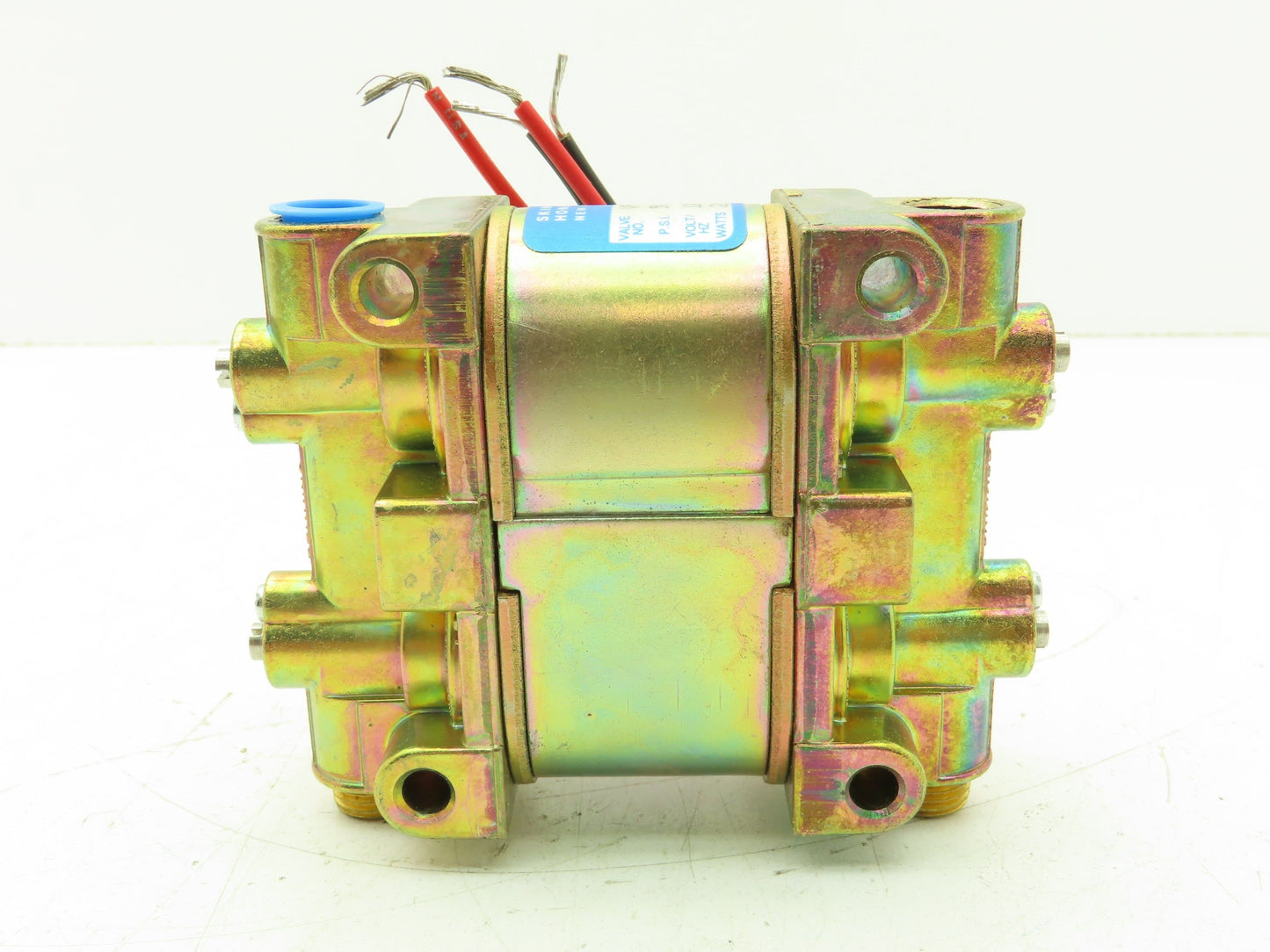 Honeywell Skinner V9LCUFX1 Solenoid Valve 4-Way NC/NO 120V 50 PSI 1/4" NPT