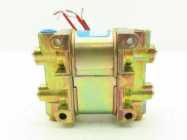 Honeywell Skinner V9LCUFX1 Solenoid Valve 4-Way NC/NO 120V 50 PSI 1/4" NPT