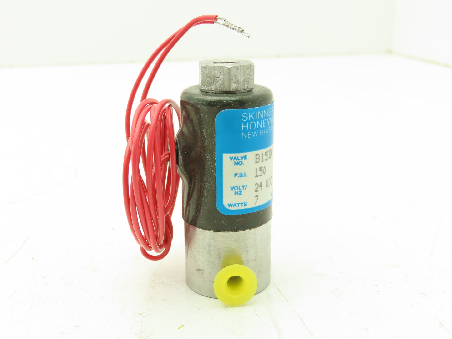 Honeywell Skinner B15DK9150 Solenoid Valve 3-Way NO 24VDC 150 PSI 1/16" NPT