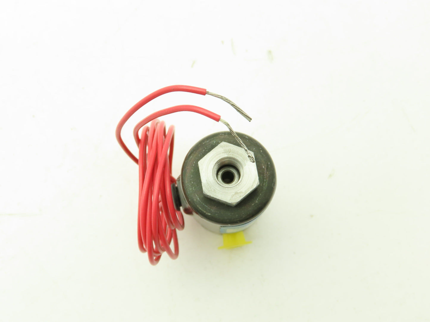 Honeywell Skinner B15DK9150 Solenoid Valve 3-Way NO 24VDC 150 PSI 1/16" NPT