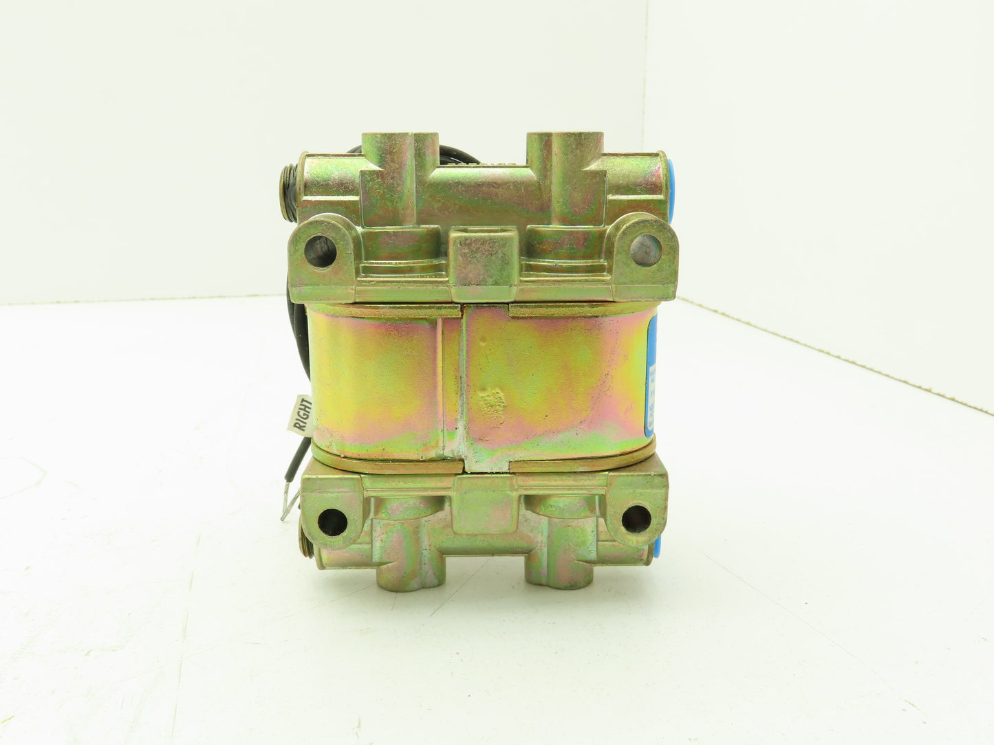 Honeywell Skinner V9NCTNX2 Solenoid Valve 4-Way NO 120V 115 PSI 1/4" NPT