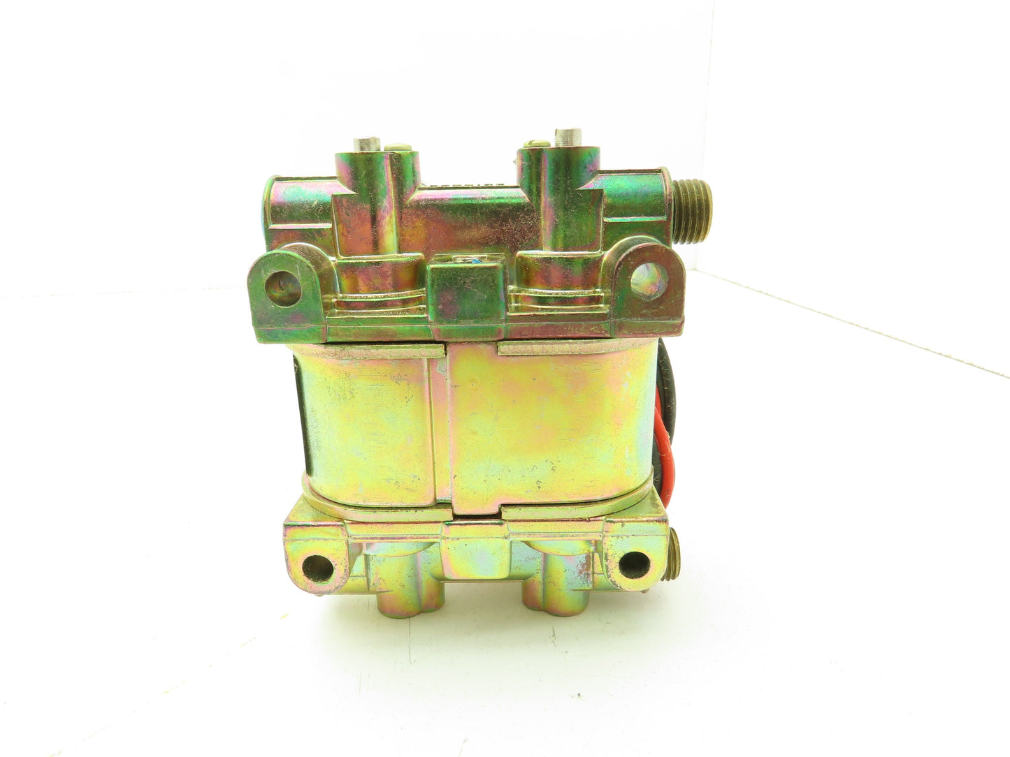Honeywell Skinner V935LEP2150 Solenoid Valve 4-Way NO/NC 120V 150 PSI 1/4" NPT